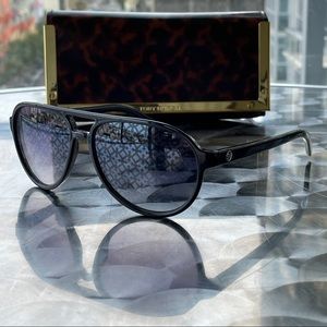 RARE Tory Burch Logo Aviator Sunglasses